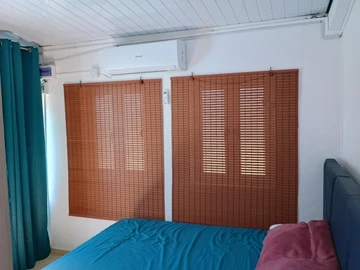 6 Bedroom Apartment
