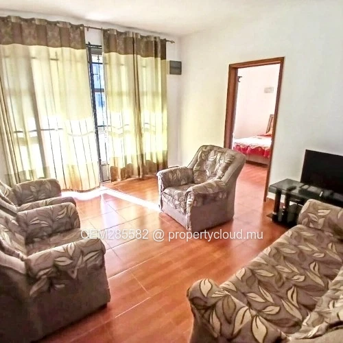 Maison entièrement meublée de 3 chambres à coucher au rez-de-chaussée à louer à Curepipe