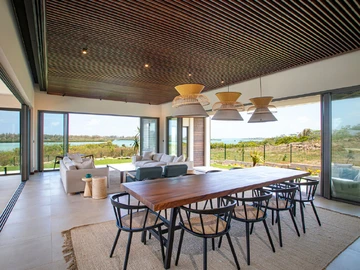 4 Bedroom Villa