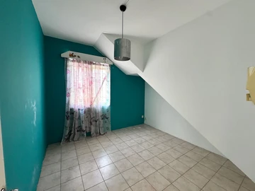 5 Bedroom Villa