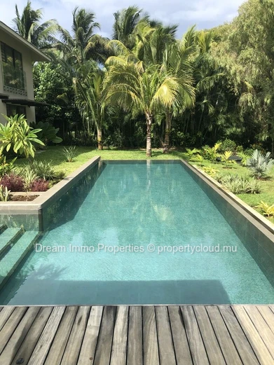Somptueuse villa 4 chambres avec vue golf & montagne à Anahita – Ile Maurice