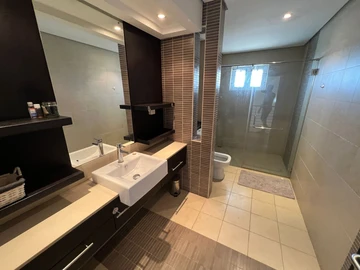 Townhouse, Duplex de 3 Chambres