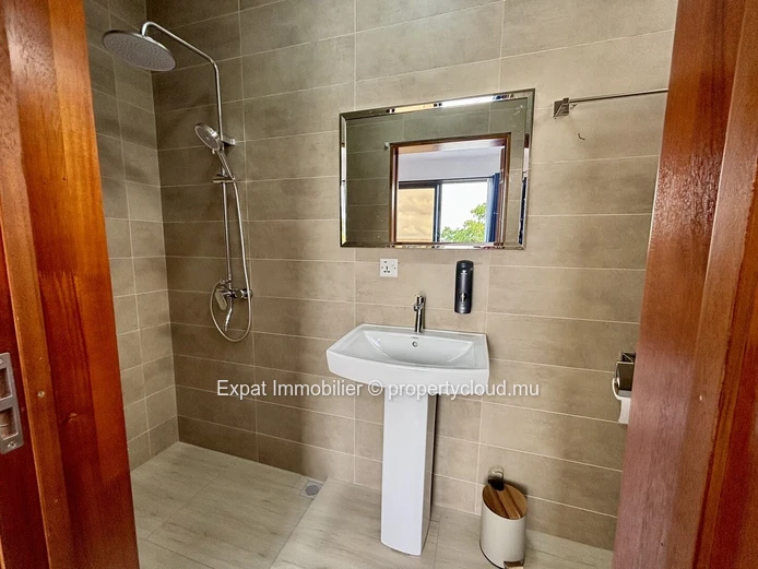 4-Bedroom En-Suite Villa With Private Pool & Garden – Grand Baie