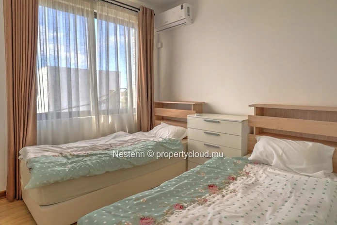 Modern 3-bedroom apartment with balcony