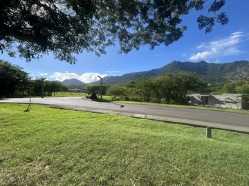 Commercial Land