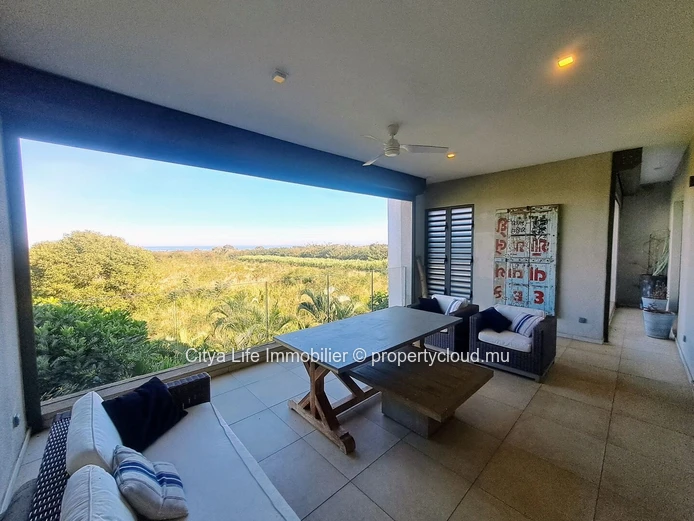 3-Bedroom Luxury Apartment for Sale in Balaclava 210m²