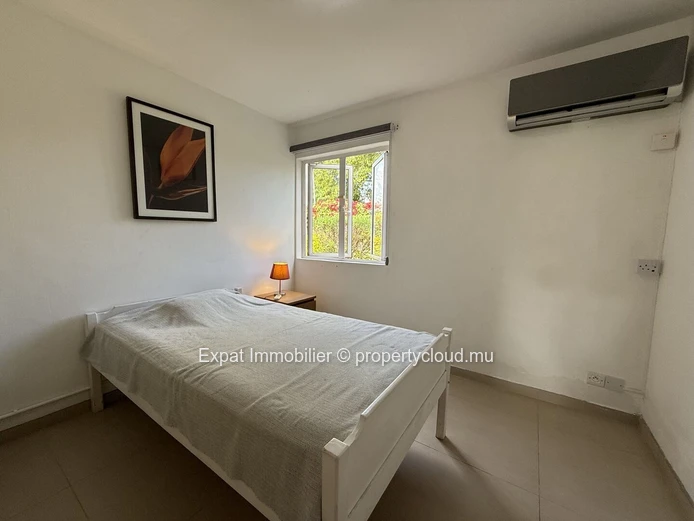 Appartement 3 Chambres Avec Jardin Privatif & Accès Direct À La Piscine – Résidence Sécurisée