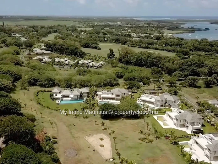 Villa exclusive 4/5 chambres avec rooftop – Anahita Golf Resort
