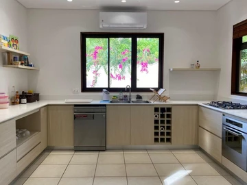 4 Bedroom Villa