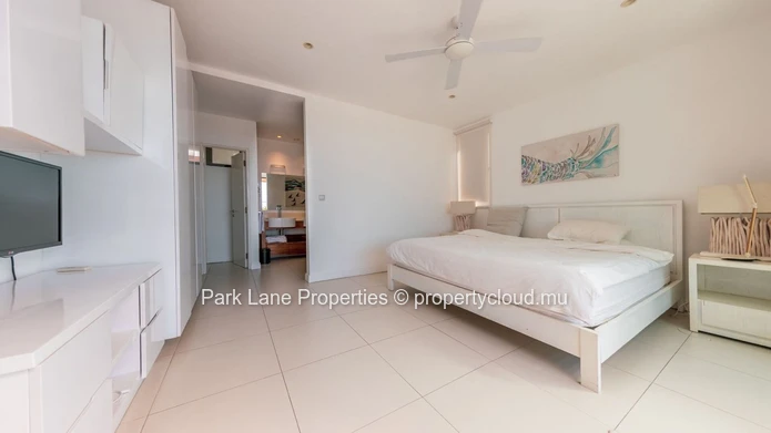 Penthouse RES sur la marina!
