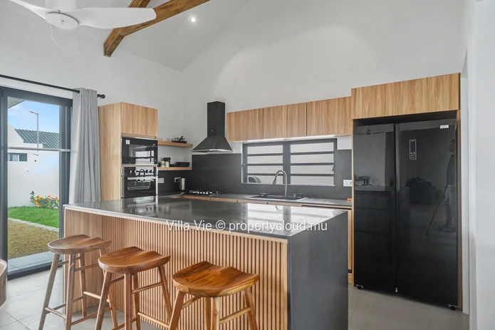 Mont Mascal - Contemporary 3-bedroom house