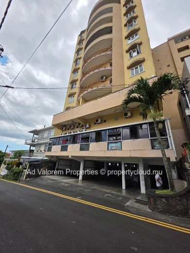 Office for rent in Quatre Bornes