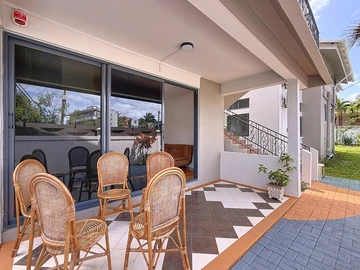 7 Bedroom Apartment