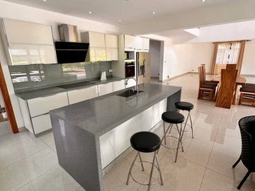 Villa de 5 Chambres