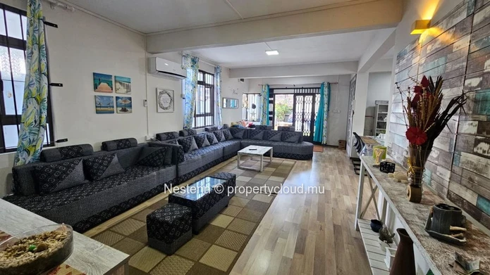 Appartement meublé au rez-de-chaussée