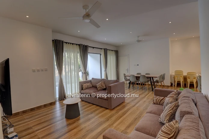 Appartement de 3 chambres entièrement meublé dans une résidence sécurisée