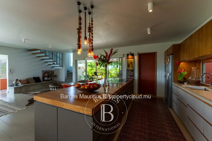 FLORÉAL - Maison contemporaine - 2 suites parentales