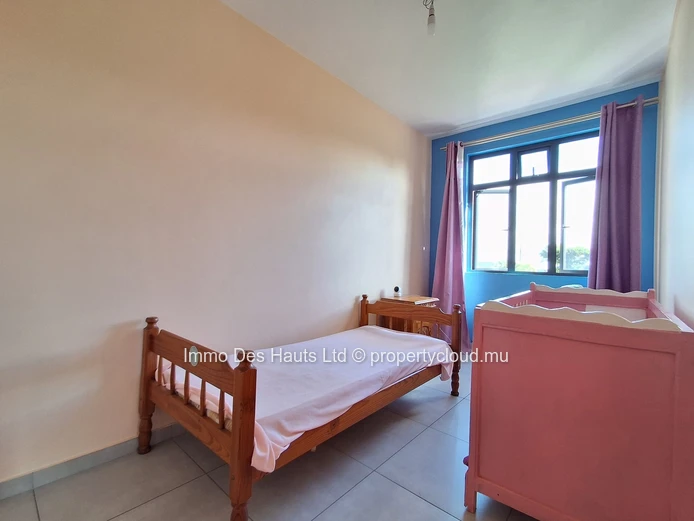 Maison meublée de 5 chambres à vendre – Allée Brillant, Floréal