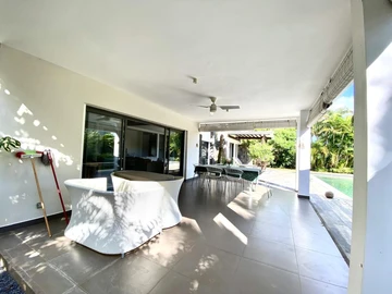 3 Bedroom Villa
