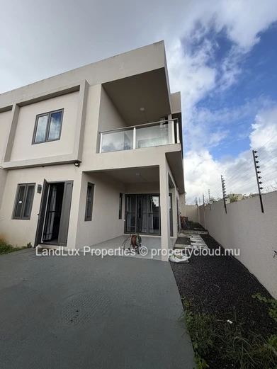 Duplex à vendre à Highlands