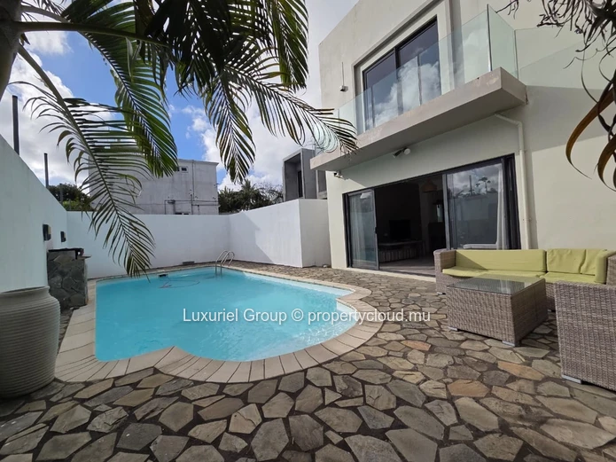 Villa for Rent in Grand Gaube – Peaceful Residential Setting
