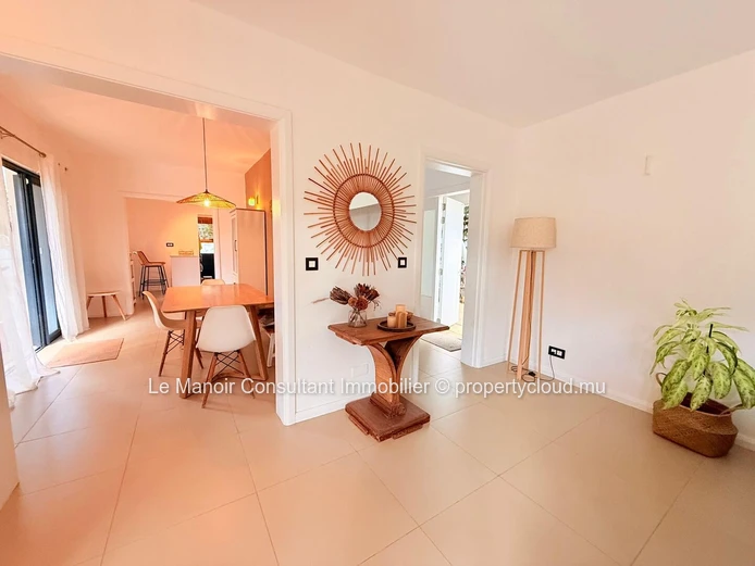 Villa moderne meublée avec piscine — idéale en résidence principale ou investissement locatif