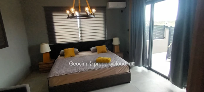 Flic en Flac Dans Morcellement fermé, Maison neuve meublée de 3 càc 3 sdb + studio independant sur 132 toises terrain... (Mandat exclusif)