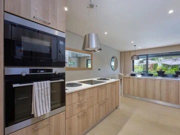 4 Bedroom Apartment