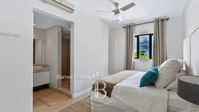 GRAND BAIE - Ultra-Luxury Penthouse - 3 Bedrooms