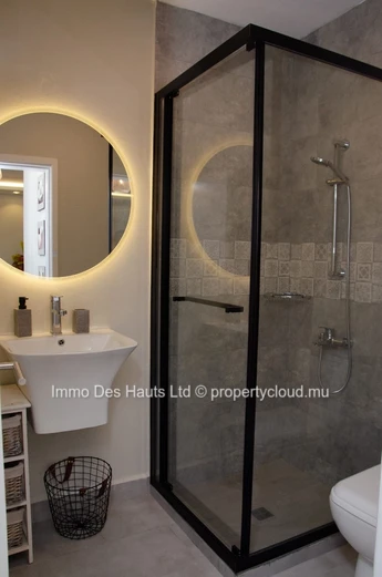 Appartement d'une chambre entièrement meublé en location court terme Sodnac