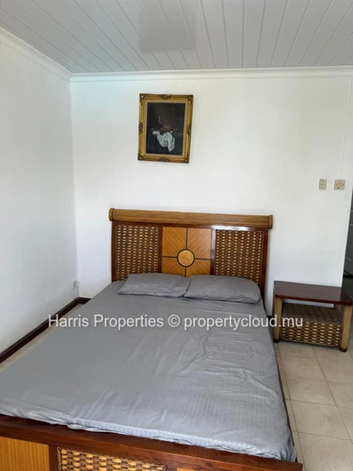 Beautiful Triplex for Rent in Pereybere