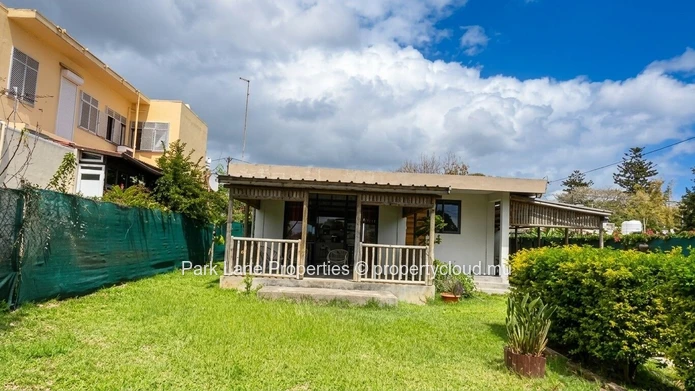 Charming semi-furnished house in Beau Bassin – A peaceful and characterful home