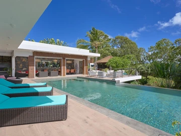 4 Bedroom Villa