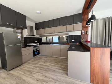 3 Bedroom Townhouse, Duplex