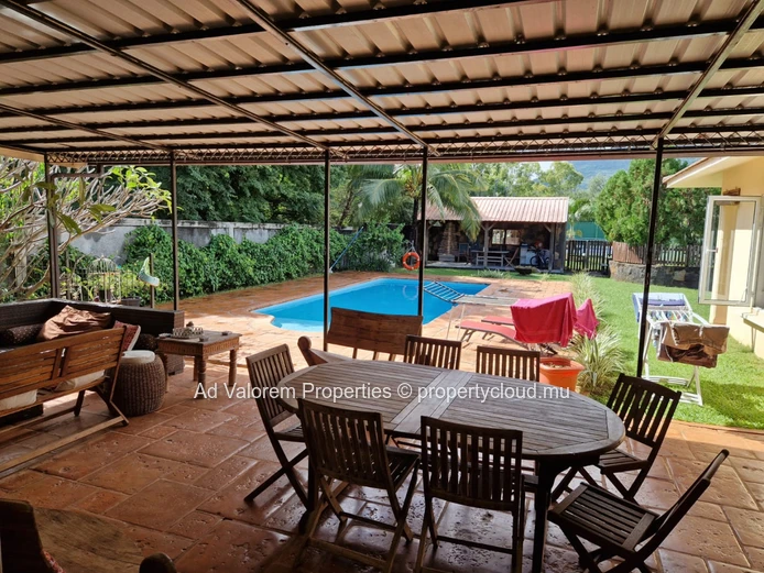 Maison à vendre à Petite Rivière Noire