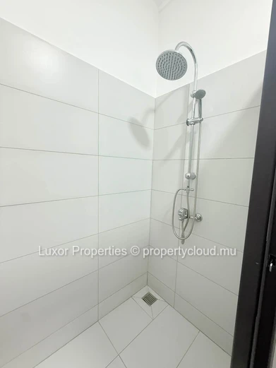 For Rent – 2-Bedroom En-Suite Apartment With Sea View | Flic En Flac