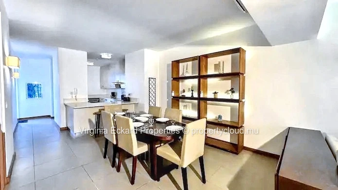 Appartement à Louer à Pereybere : 3 Ch, Piscine Commune