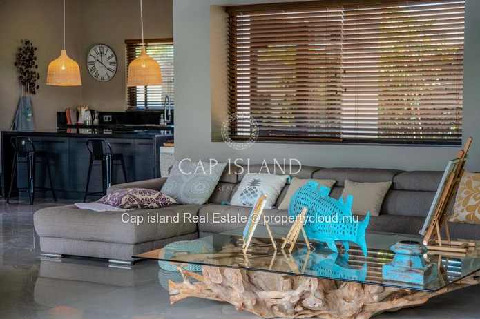 Villa 5 chambres et son jardin tropical - GRAND BAIE -