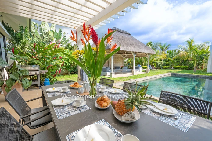 Villa en pleine propriété accessible aux non-citoyens mauriciens à vendre à Grand Baie, 211m² habitables sur terrain ...