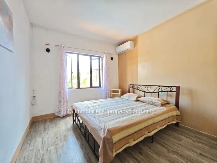 À Vendre – Maison À Pointe Aux Piments | Grand Jardin -Piscine – Nord
