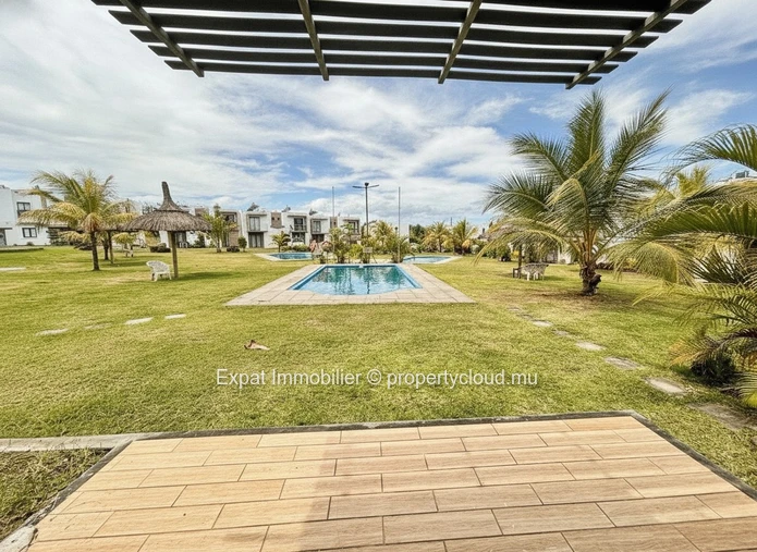 Duplex 2 Chambres Ouvert Sur Jardin Et Piscines – Green Village, Goodlands
