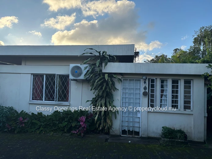 Villa 4 ch à Curepipe — jardin verdoyant, climatisée
