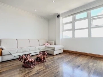 4 Bedroom Apartment