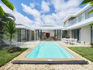 4 Bedroom Villa