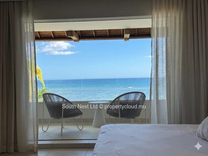 Luxury Duplex Apartment on the Beachfront