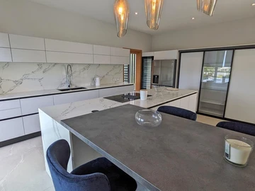5 Bedroom Villa