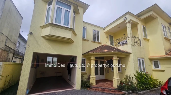 Fully Furnished 4-Bedroom House for Long-Term Rental in Floréal