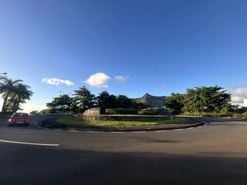 Commercial Land