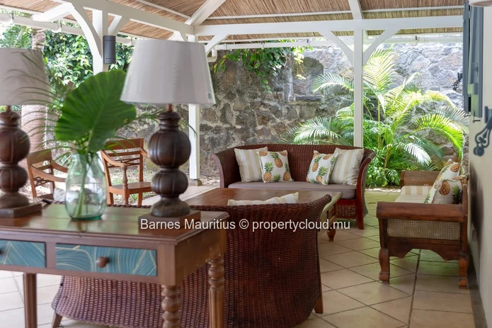 POINTE AUX CANONNIERS - Charming family home - 4 bedrooms