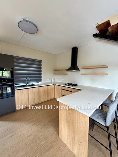 New Villa Close To The Sea In Secured Resdicences
